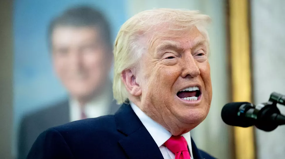 Donald Trump susține că Iranul vrea negocieri, dar refuză să recunoască public