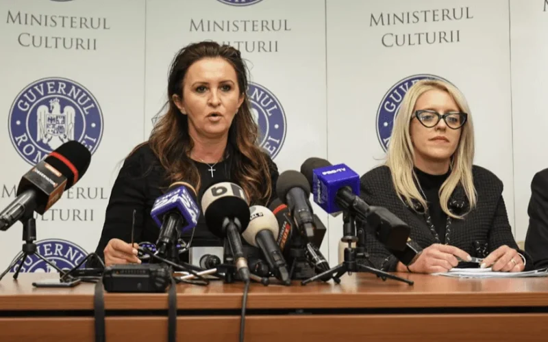 Coiful de la Coțofenești și brățările dacice au fost recuperate. Reacții oficiale: „O veste uriașă pentru România”