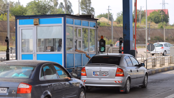 Aproape 100 de angajați CNAIR riscă să fie concediați după eliminarea taxelor de pod. Sindicatele încearcă să le salveze locurile de muncă